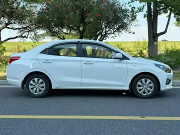 2017 Hyundai Reina с пробегом 40 000 км