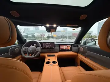 2026 IM Motors (Zhiji) LS8 с пробегом 4 000 км
