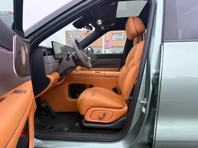 2026 IM Motors (Zhiji) LS8 с пробегом 4 000 км