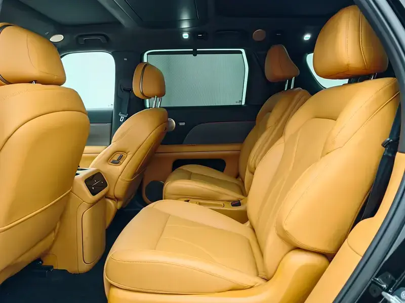 2026 IM Motors (Zhiji) LS8 с пробегом 3 800 км