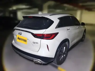 2020 Infiniti QX50 с пробегом 89 800 км
