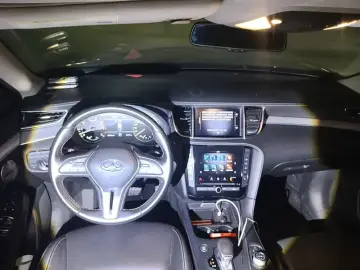 2020 Infiniti QX50 с пробегом 89 800 км