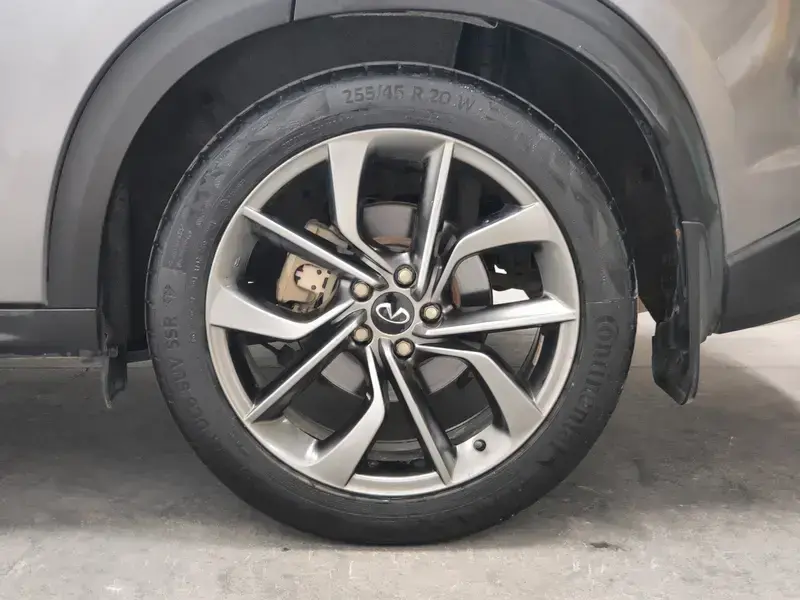 2020 Infiniti QX50 с пробегом 88 600 км