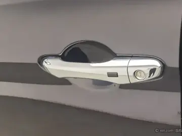 2023 JAC T8 с пробегом 14 800 км