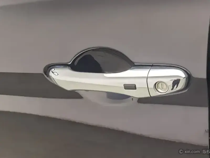 2023 JAC T8 с пробегом 14 800 км