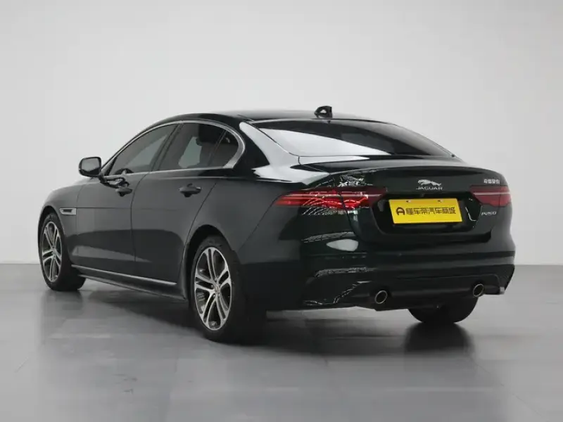 2023 Jaguar XE с пробегом 26 000 км