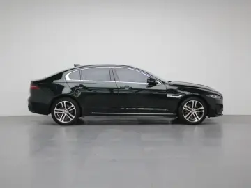 2023 Jaguar XE с пробегом 26 000 км