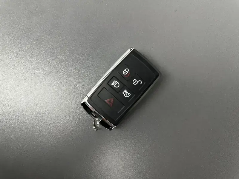 2023 Jaguar XE с пробегом 26 000 км