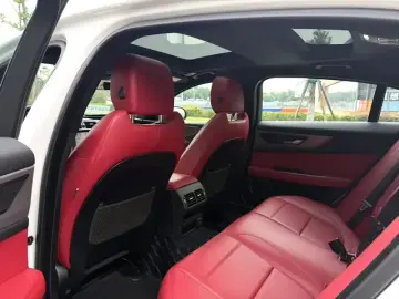 2022 Jaguar XE с пробегом 68 000 км