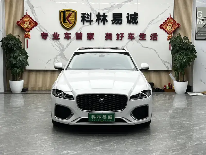 2021 Jaguar XF с пробегом 25 000 км