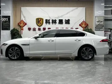 2021 Jaguar XF с пробегом 25 000 км