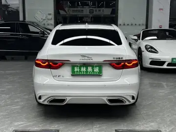 2021 Jaguar XF с пробегом 25 000 км