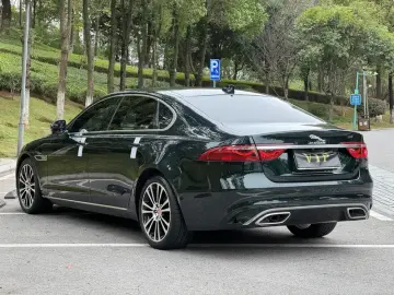 2023 Jaguar XF с пробегом 39 000 км
