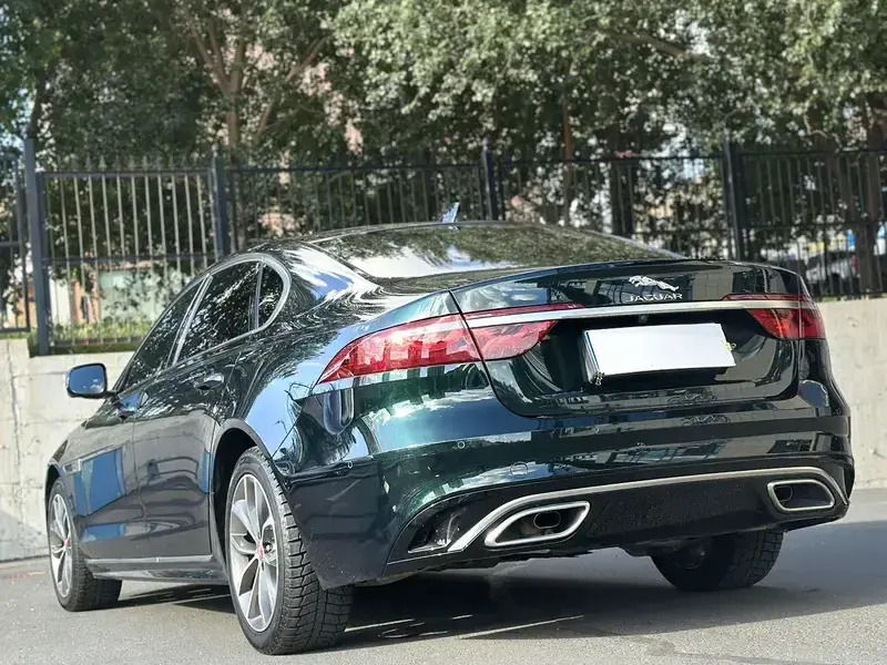 2023 Jaguar XF с пробегом 27 000 км