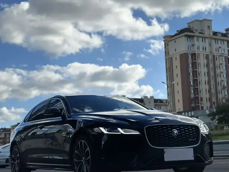 2023 Jaguar XF с пробегом 27 000 км
