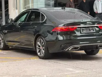 2021 Jaguar XF с пробегом 60 000 км