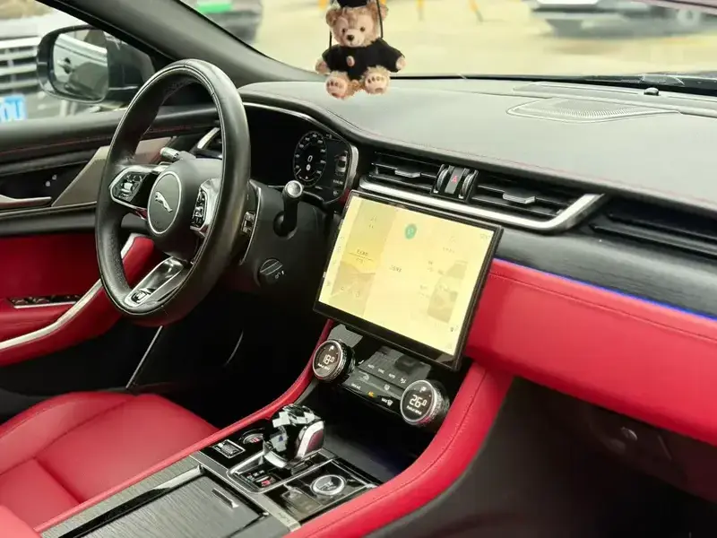 2021 Jaguar XF с пробегом 60 000 км