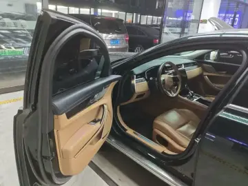 2022 Jaguar XF с пробегом 56 000 км