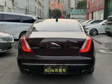 2018 Jaguar XJ с пробегом 95 000 км