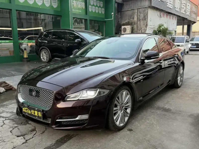 2018 Jaguar XJ с пробегом 95 000 км