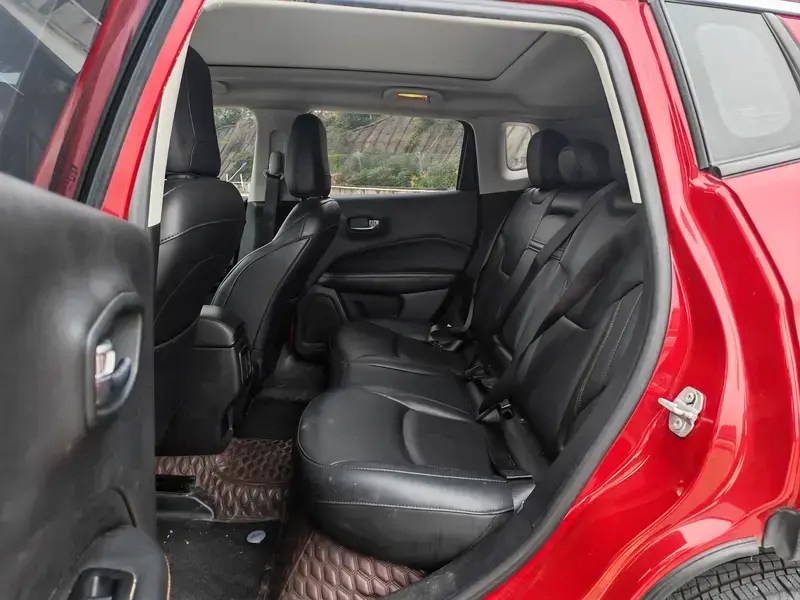 2020 Jeep Compass с пробегом 74 000 км