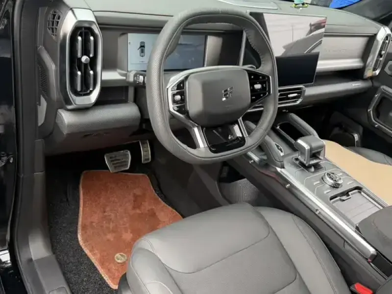2023 JETOUR T2 с пробегом 15 800 км