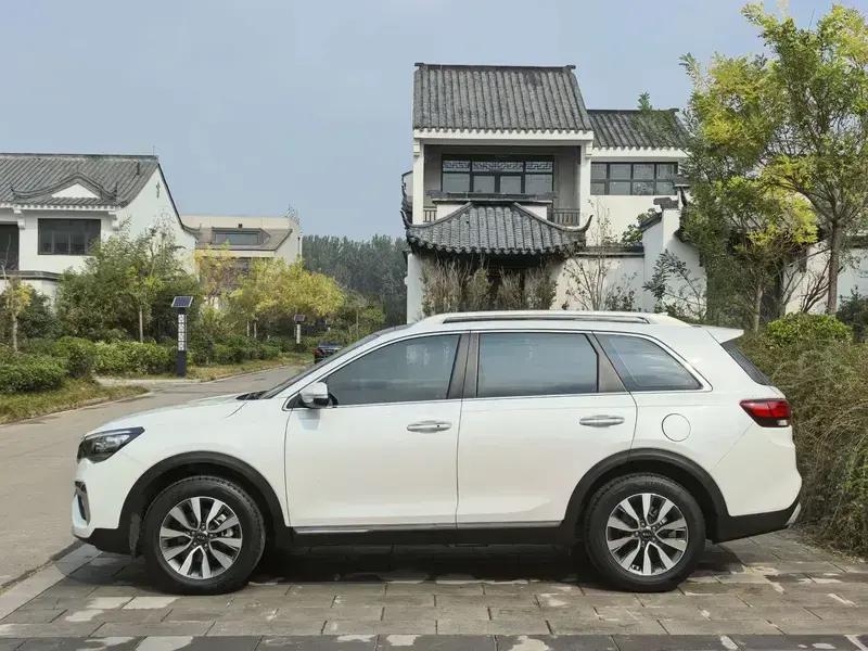 2020 Kia KX7 с пробегом 67 000 км