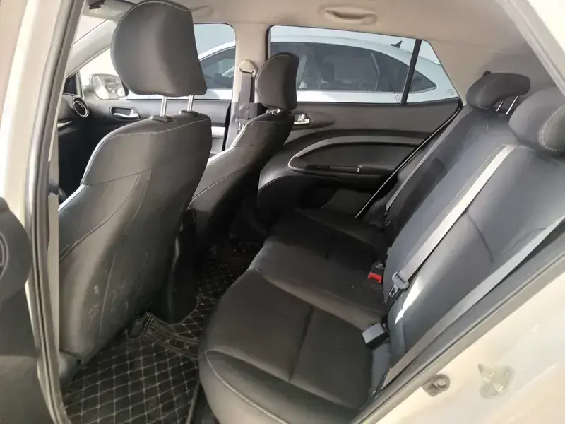 2021 Kia KX1 с пробегом 9 000 км