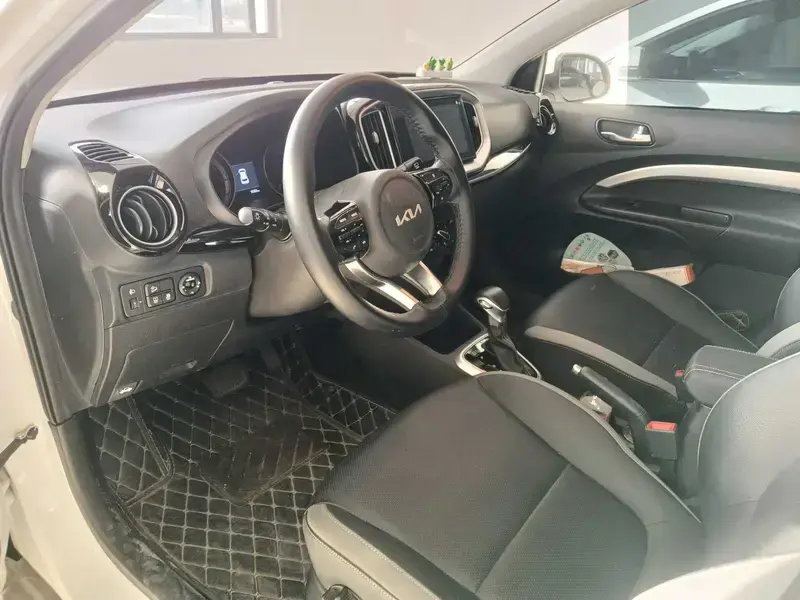 2021 Kia KX1 с пробегом 9 000 км
