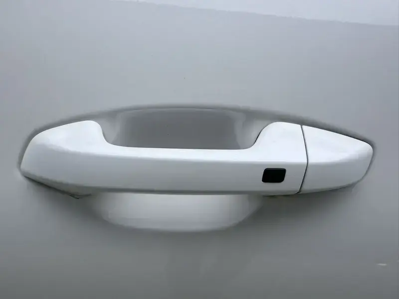 2023 Kia Seltos с пробегом 15 000 км