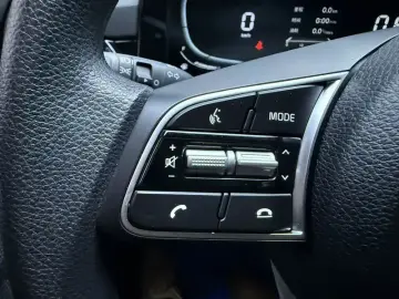 2023 Kia Seltos с пробегом 15 000 км
