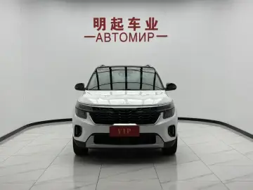 2023 Kia Seltos с пробегом 18 000 км