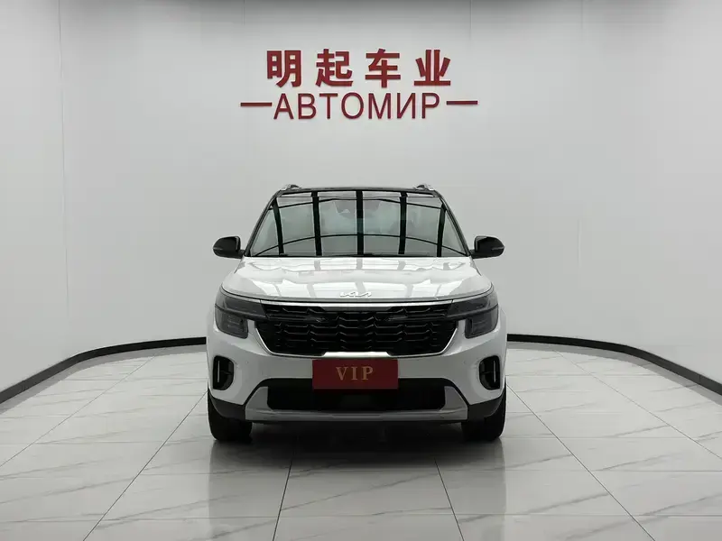 2023 Kia Seltos с пробегом 18 000 км