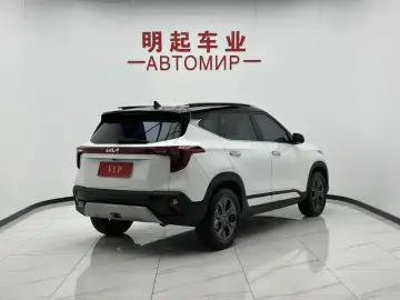 2023 Kia Seltos с пробегом 18 000 км