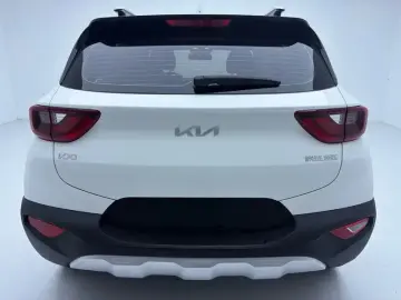 2021 Kia KX1 с пробегом 16 000 км