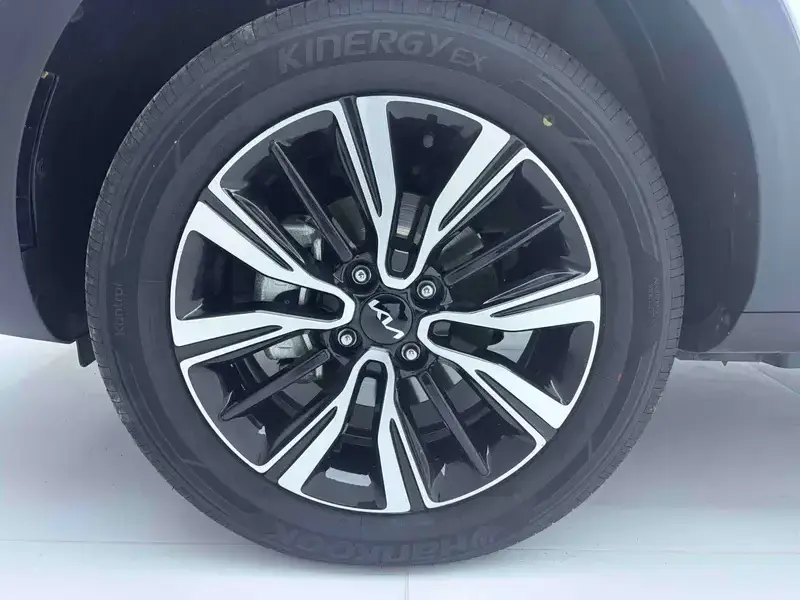 2021 Kia KX1 с пробегом 16 000 км