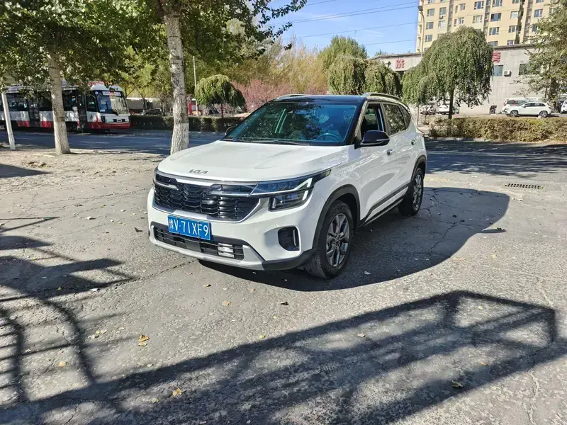 2023 Kia Seltos с пробегом 41 000 км