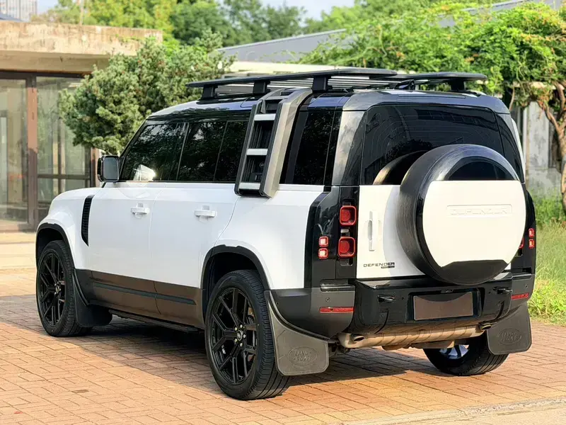 2020 Land Rover Defender с пробегом 120 000 км
