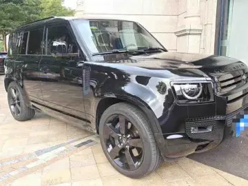 2025 Land Rover Defender с пробегом 25 000 км