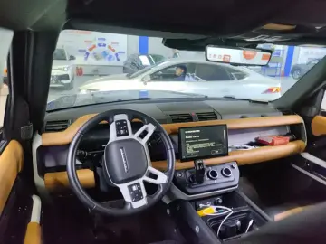 2024 Land Rover Defender с пробегом 39 000 км