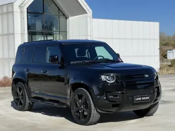 2025 Land Rover Defender с пробегом 21 000 км