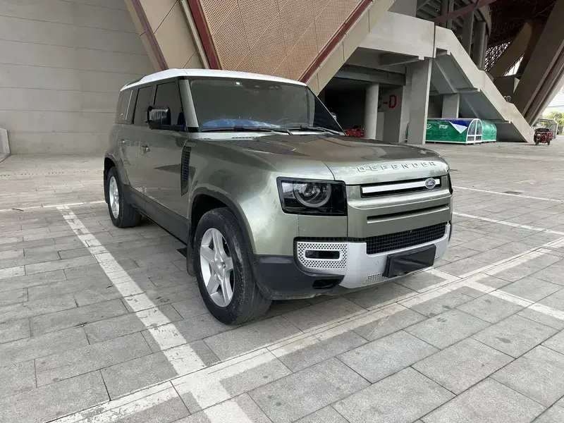 2020 Land Rover Defender с пробегом 53 000 км
