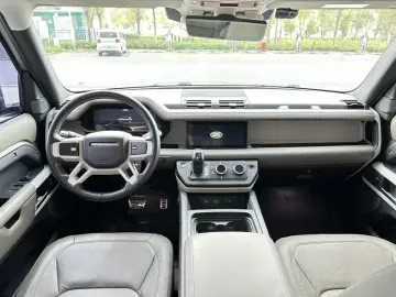 2020 Land Rover Defender с пробегом 53 000 км