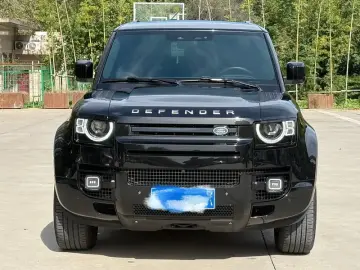 2025 Land Rover Defender с пробегом 42 000 км