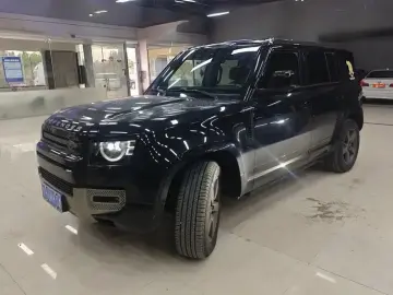 2025 Land Rover Defender с пробегом 17 000 км