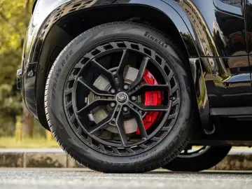2023 Land Rover Defender с пробегом 43 000 км