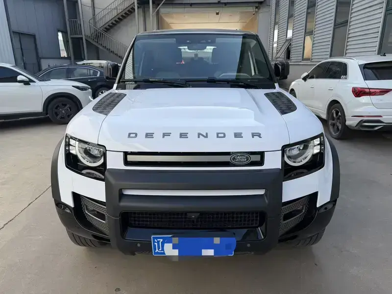 2021 Land Rover Defender с пробегом 39 000 км