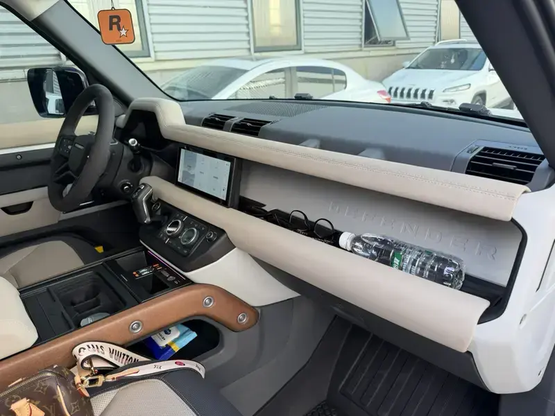 2021 Land Rover Defender с пробегом 39 000 км