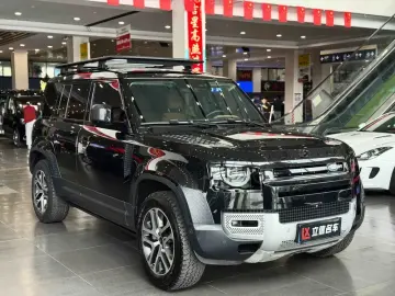 2023 Land Rover Defender с пробегом 40 000 км