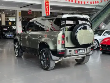2024 Land Rover Defender с пробегом 16 000 км